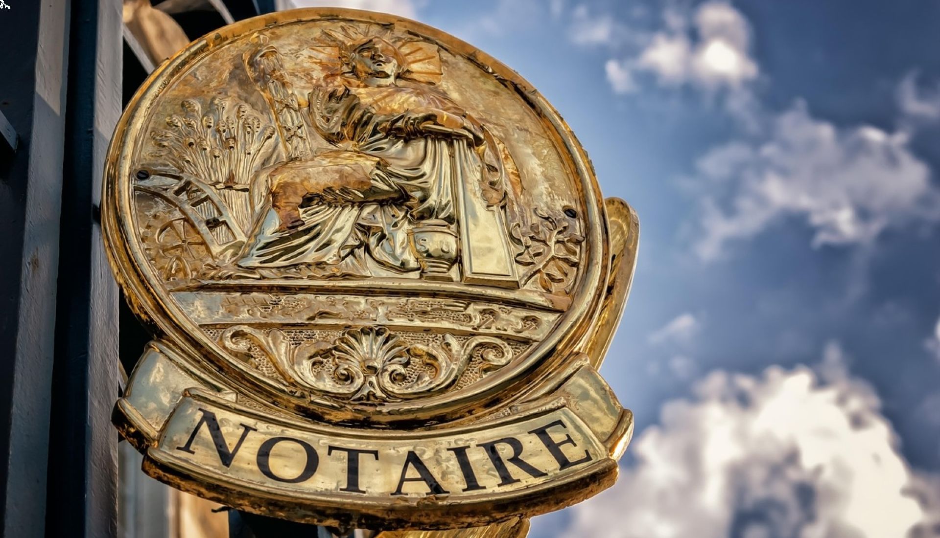 La transmission d'un patrimoine : aspects juridiques, financiers et psychologiques